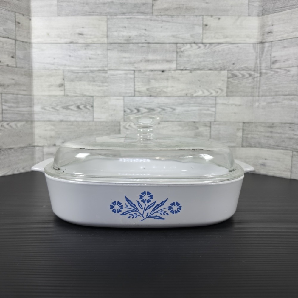 Vintage Corning Ware Casserole Cornflower Blue A-10-B 2.5 Qt w/ Pyrex Lid